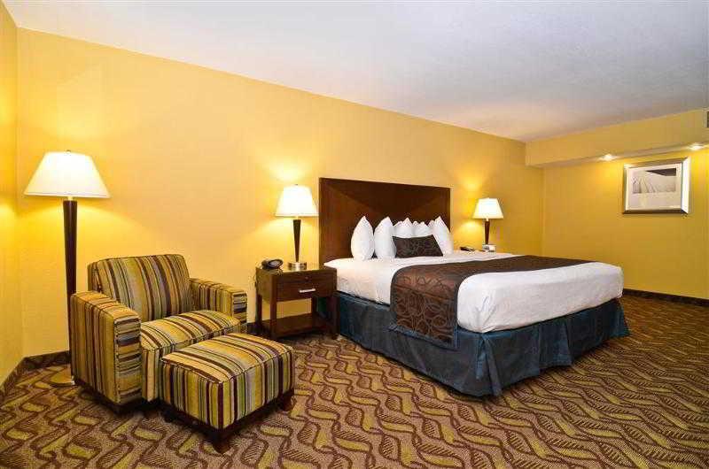 Clarion Inn & Suites Roswell Eksteriør billede