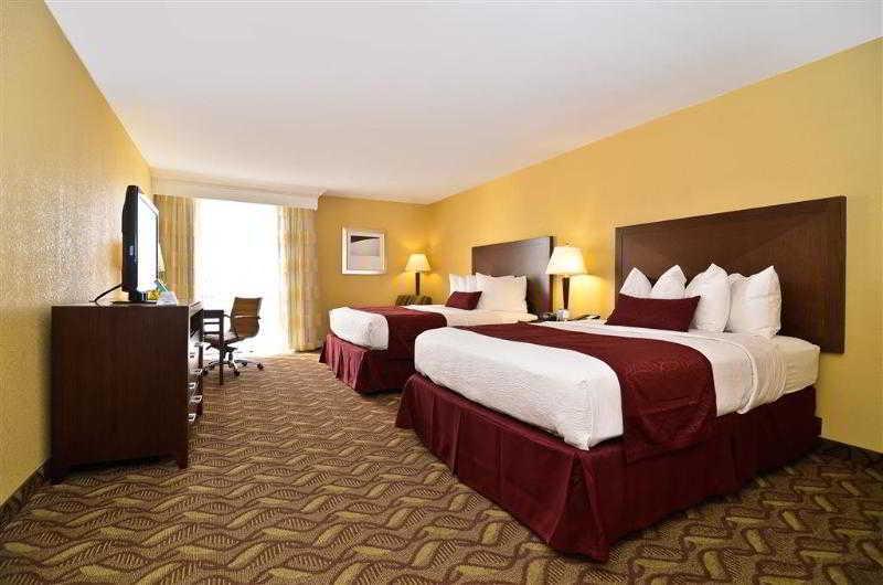 Clarion Inn & Suites Roswell Eksteriør billede