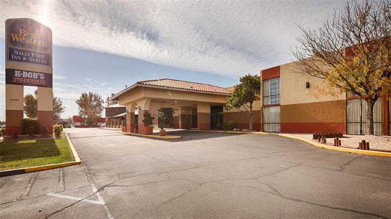 Clarion Inn & Suites Roswell Eksteriør billede
